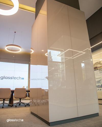 ş&uuml;şə s&uuml;tun və kolonlar